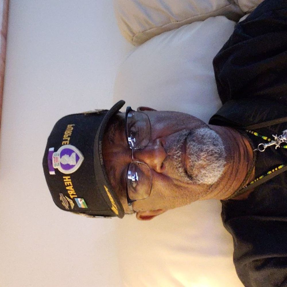 Meet your Posher, Darrell